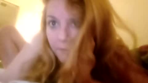 Snapshot of lauriehotxxx chatting on 29, 9, 2025 lauriehotxxx online show from 29, 9, 2025
