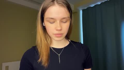 Bella online show from 12, 3, 2026