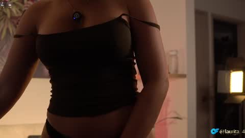 Snapshot of laurita_4 chatting on 22, 6, 2026 laurita_4 online show from 22, 6, 2026