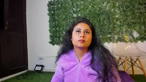  LaurynJeffers  online show from 30, 4, 2026