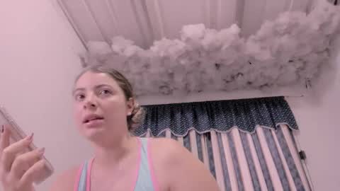 Lauu G online show from 27, 11, 2025