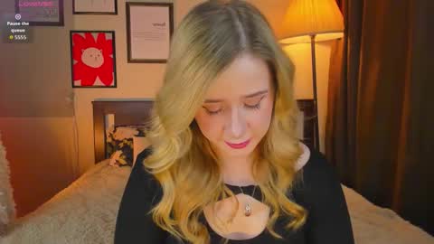 Snapshot of lavender_tender chatting on 27, 2, 2026 Lav online show from 27, 2, 2026