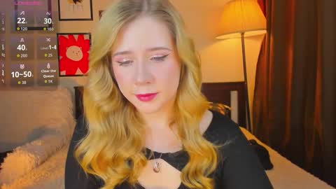 Snapshot of lavender_tender chatting on 5, 3, 2026 Lav online show from 5, 3, 2026