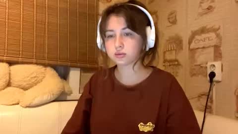 Snapshot of lavinabinney chatting on 30, 11, 2025 Emily online show from 30, 11, 2025