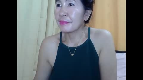 lavine1983 online show from 17, 9, 2025