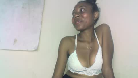 layannek online show from 18, 9, 2025