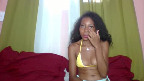 Snapshot of layannek chatting on 3, 3, 2026 layannek online show from 3, 3, 2026