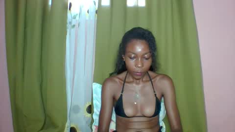 layannek online show from 28, 3, 2026