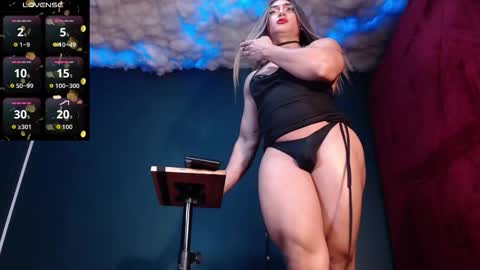 Layla   help me with your thumbs up its important  online show from 12, 10, 2025