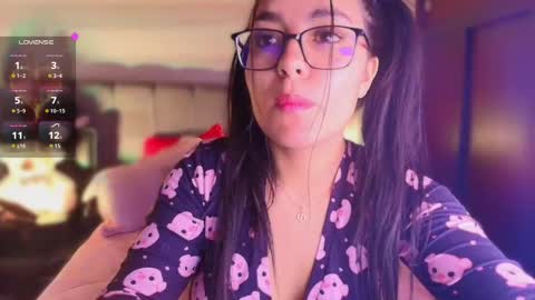 Snapshot of layla_nicols chatting on 1, 3, 2025 Layla online show from 1, 3, 2025