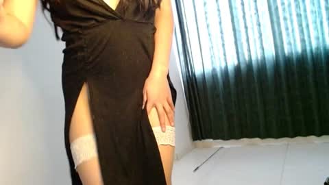 Snapshot of layla_poison chatting on 23, 7, 2026 Layla online show from 23, 7, 2026