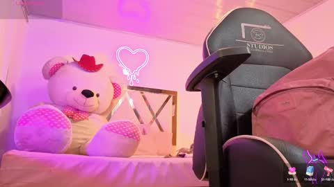 laylafoxy_tay online show from 2, 10, 2025