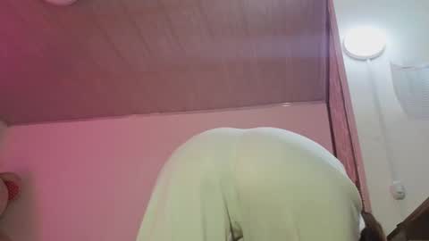 laylafoxy_tay online show from 5, 11, 2025