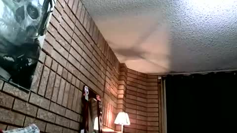 Layla Kills online show from 23, 11, 2025