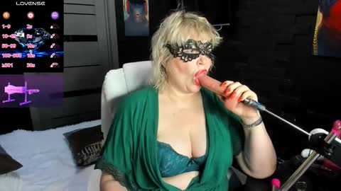 laylalaylamilf online show from 6, 1, 2026