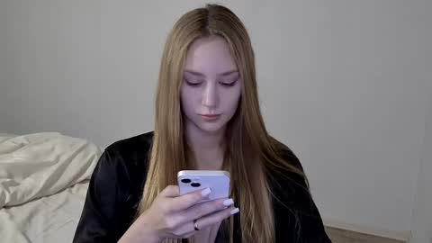 Laylla001 online show from 20, 12, 2024