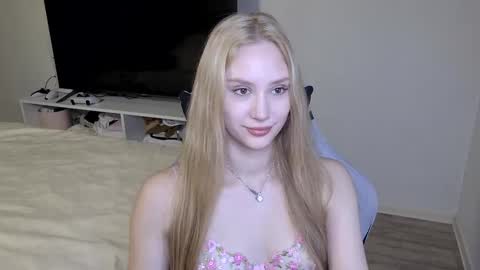 Laylla001 online show from 17, 3, 2026