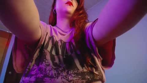 Snapshot of layna_cold chatting on 5, 3, 2025 Vannessa online show from 5, 3, 2025