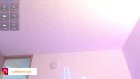 Snapshot of layna_cold chatting on 31, 3, 2026 Vannessa online show from 31, 3, 2026