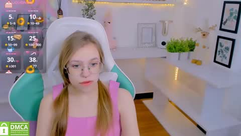 Snapshot of layriantavee chatting on 10, 2, 2025 layriantavee online show from 10, 2, 2025