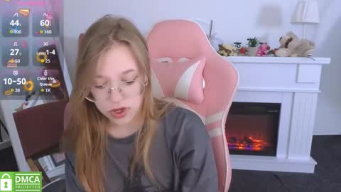 Snapshot of layriantavee chatting on 25, 9, 2025 layriantavee online show from 25, 9, 2025