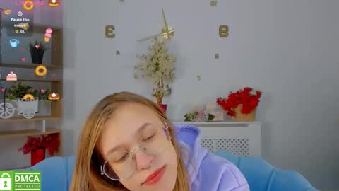 Snapshot of layriantavee chatting on 3, 10, 2025 layriantavee online show from 3, 10, 2025