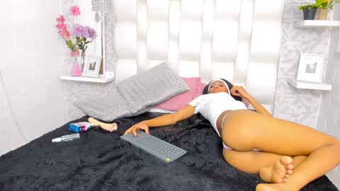 Snapshot of lea_abbey chatting on 7, 3, 2025 lea_abbey online show from 7, 3, 2025