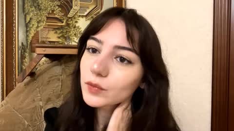 Snapshot of leahduran chatting on 18, 10, 2025 Amity online show from 18, 10, 2025