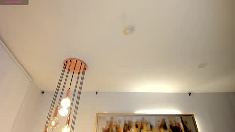 leahlombardi_ online show from 26, 10, 2025