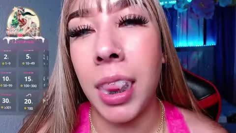 Snapshot of leahtemptation chatting on 29, 12, 2024 leah online show from 29, 12, 2024