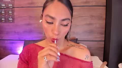 Snapshot of leamonroe__ chatting on 17, 6, 2026 Hey Im Lea online show from 17, 6, 2026