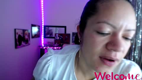 Snapshot of leandra_sex chatting on 8, 3, 2025 Leandra online show from 8, 3, 2025