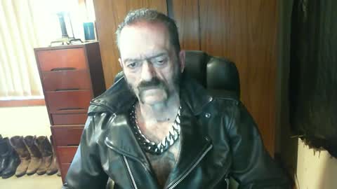 leathergreaser online show from 11, 2, 2025