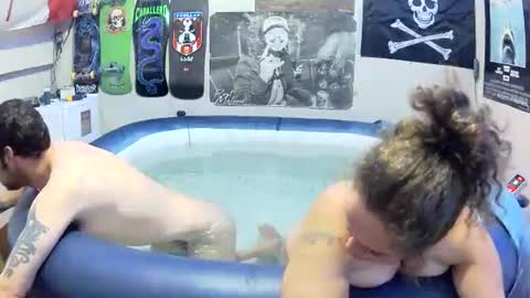 Snapshot of leatherluvefuck chatting on 6, 10, 2025 kinky dirty fuck online show from 6, 10, 2025