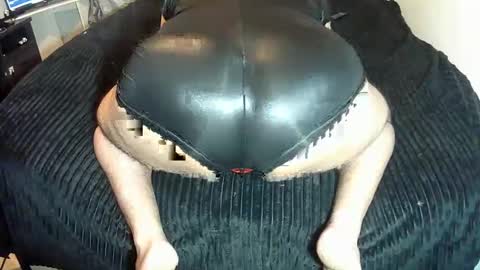 leatherman31 online show from 25, 10, 2025