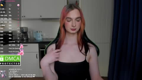 Snapshot of lee_green chatting on 20, 12, 2024 Julia Green online show from 20, 12, 2024