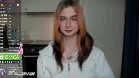 Snapshot of lee_green chatting on 27, 1, 2025 Julia Green online show from 27, 1, 2025