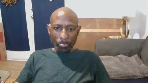 Ebony DeafGuy online show from 18, 5, 2026