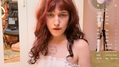 Snapshot of leelabubu chatting on 8, 6, 2026 Lee online show from 8, 6, 2026
