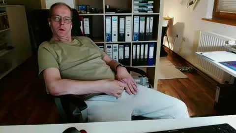 Dave online show from 26, 4, 2026