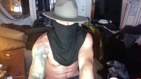 Snapshot of legendaryleather004 chatting on 13, 1, 2025 DamienJames online show from 13, 1, 2025