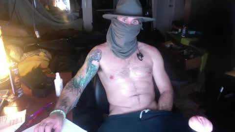 Snapshot of legendaryleather004 chatting on 18, 1, 2025 DamienJames online show from 18, 1, 2025