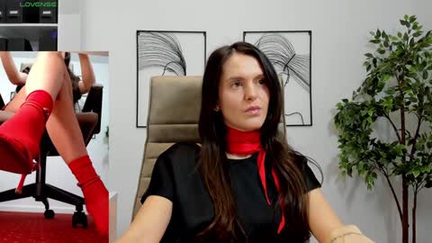 Elle  online show from 6, 12, 2024