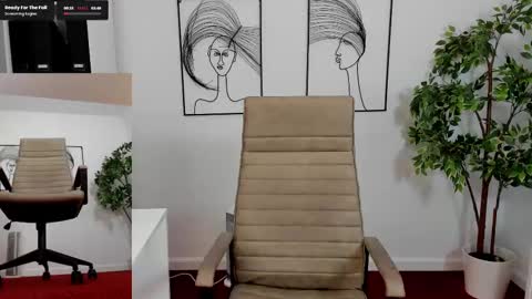 Elle  online show from 10, 2, 2025