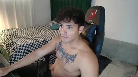 Snapshot of lei_77 chatting on 2, 6, 2026 Lei online show from 2, 6, 2026