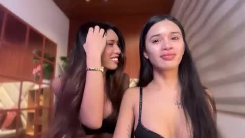 Snapshot of leiah_goddessx chatting on 9, 6, 2026 Leiah online show from 9, 6, 2026