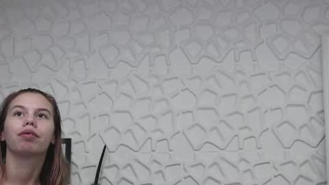 leiahux online show from 16, 5, 2026