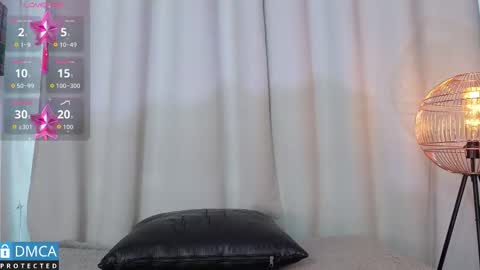 Snapshot of leidy_morales_ chatting on 3, 10, 2025 Leidy online show from 3, 10, 2025