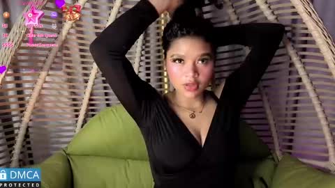 Snapshot of leidy_morales_ chatting on 5, 5, 2026 Leidy online show from 5, 5, 2026