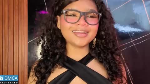 Snapshot of leidy_morales_ chatting on 19, 5, 2026 Leidy online show from 19, 5, 2026